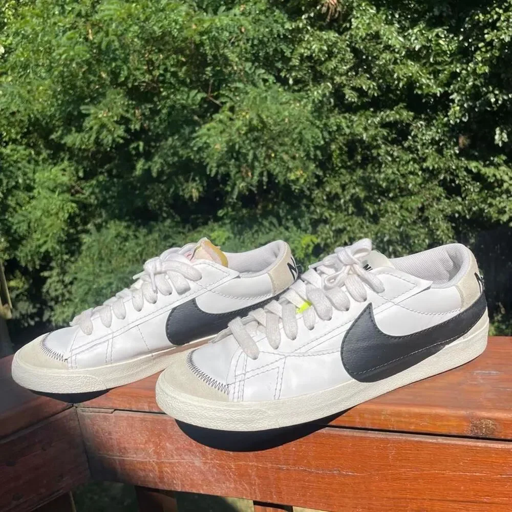 Nike Blazer Low '77 Jumbo Men's 13 White and Black Trainers